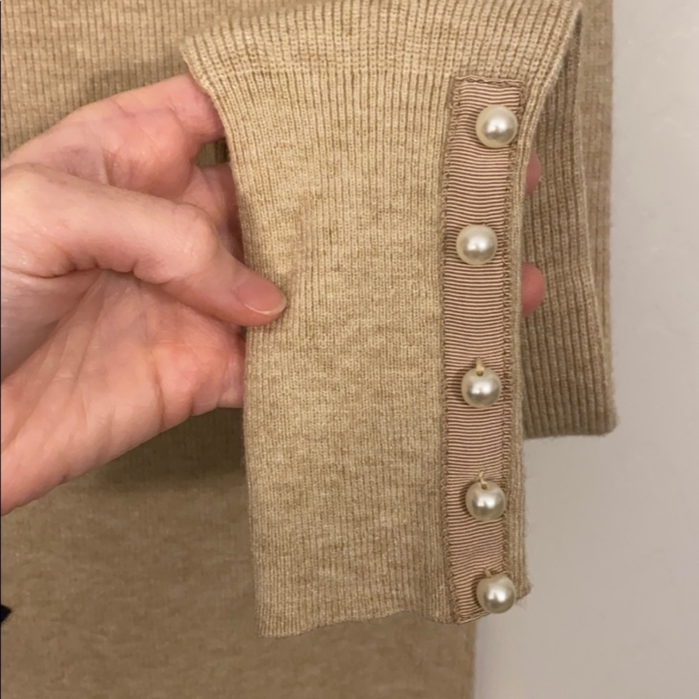 NWOT sweater with pearl detail - Picture 2 of 7